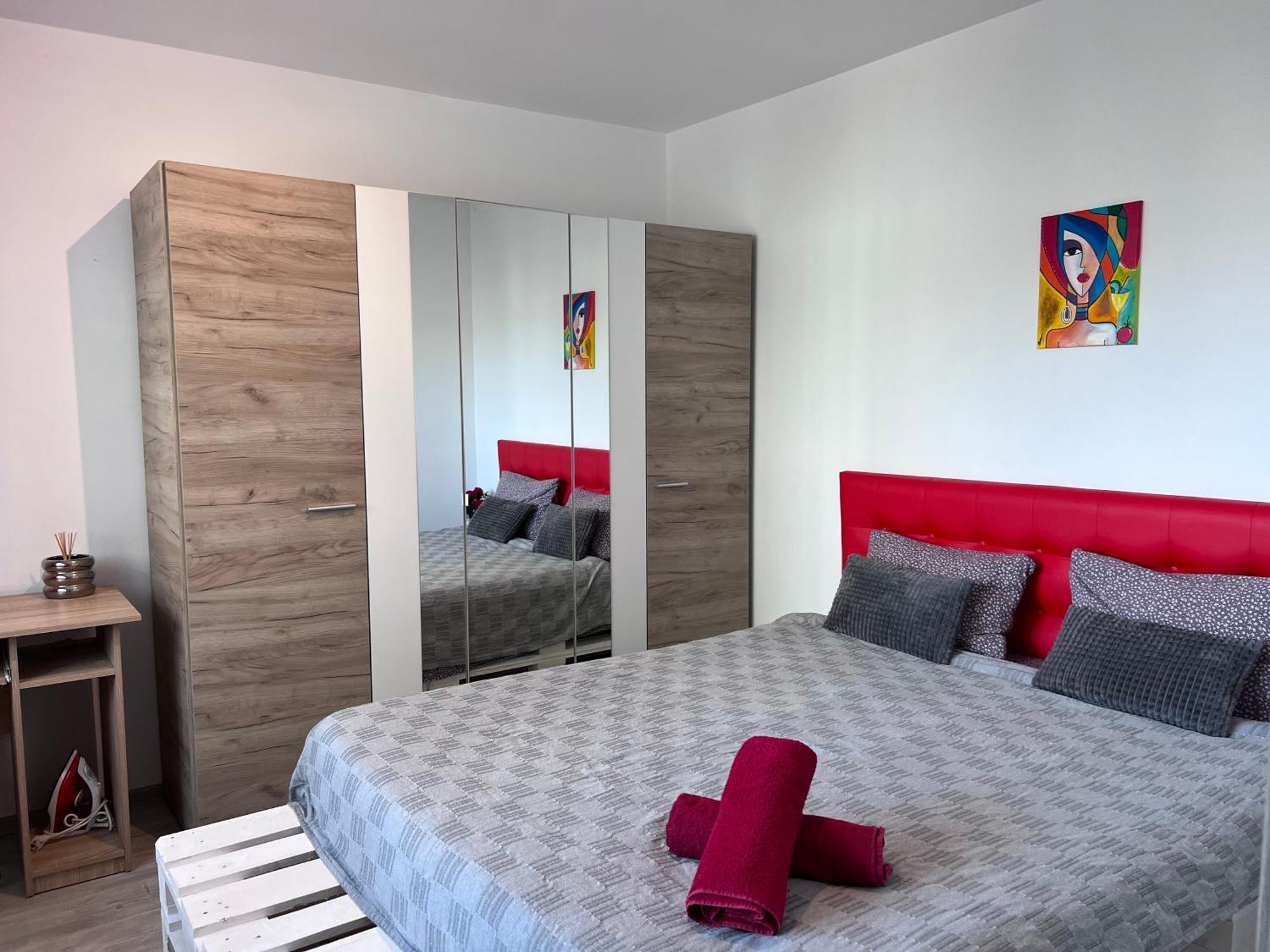 3 Rooms Apartment Airy & Bright Palas Style Iasi Exterior foto